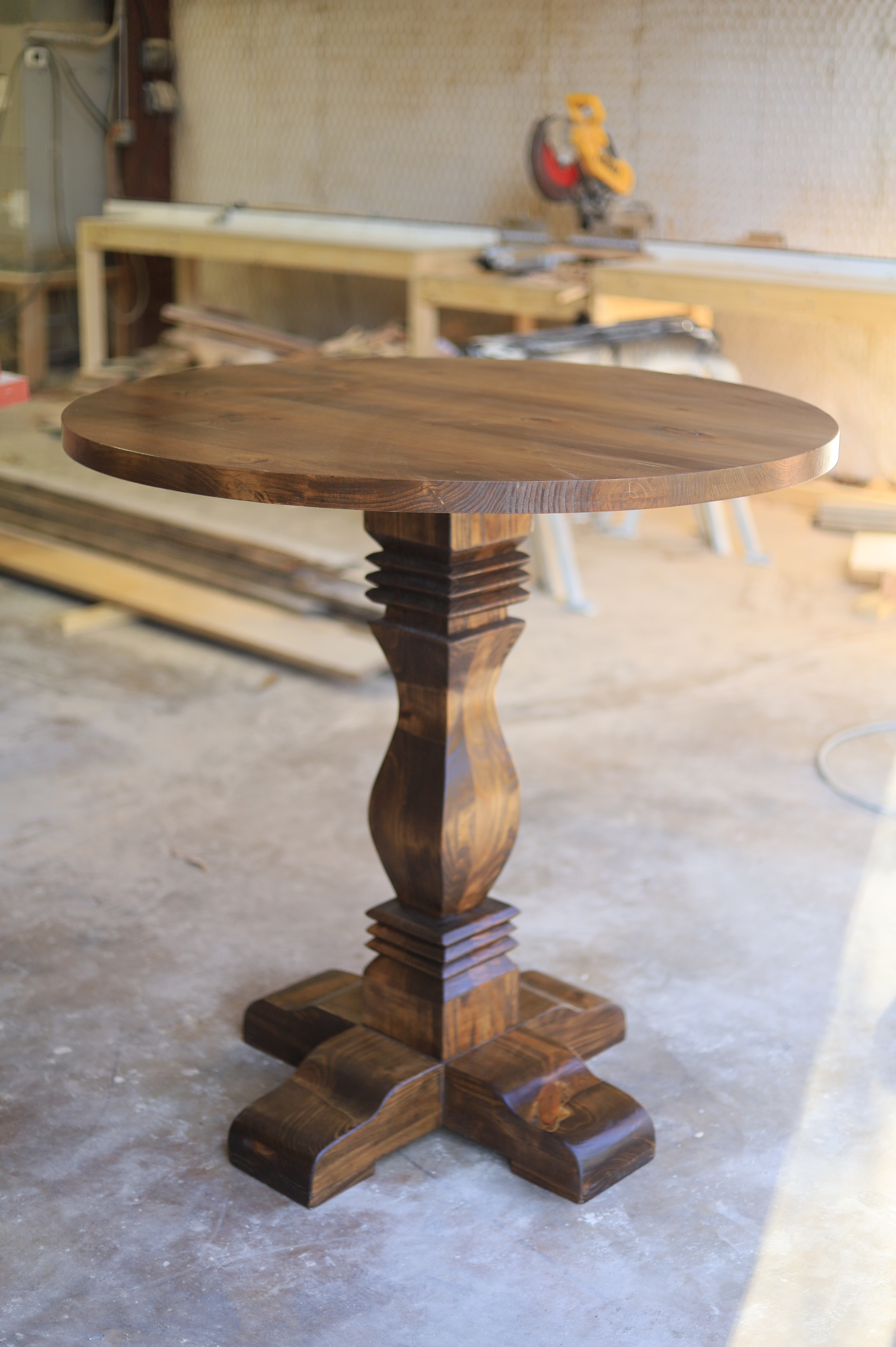 The Round Candace Farm Table
