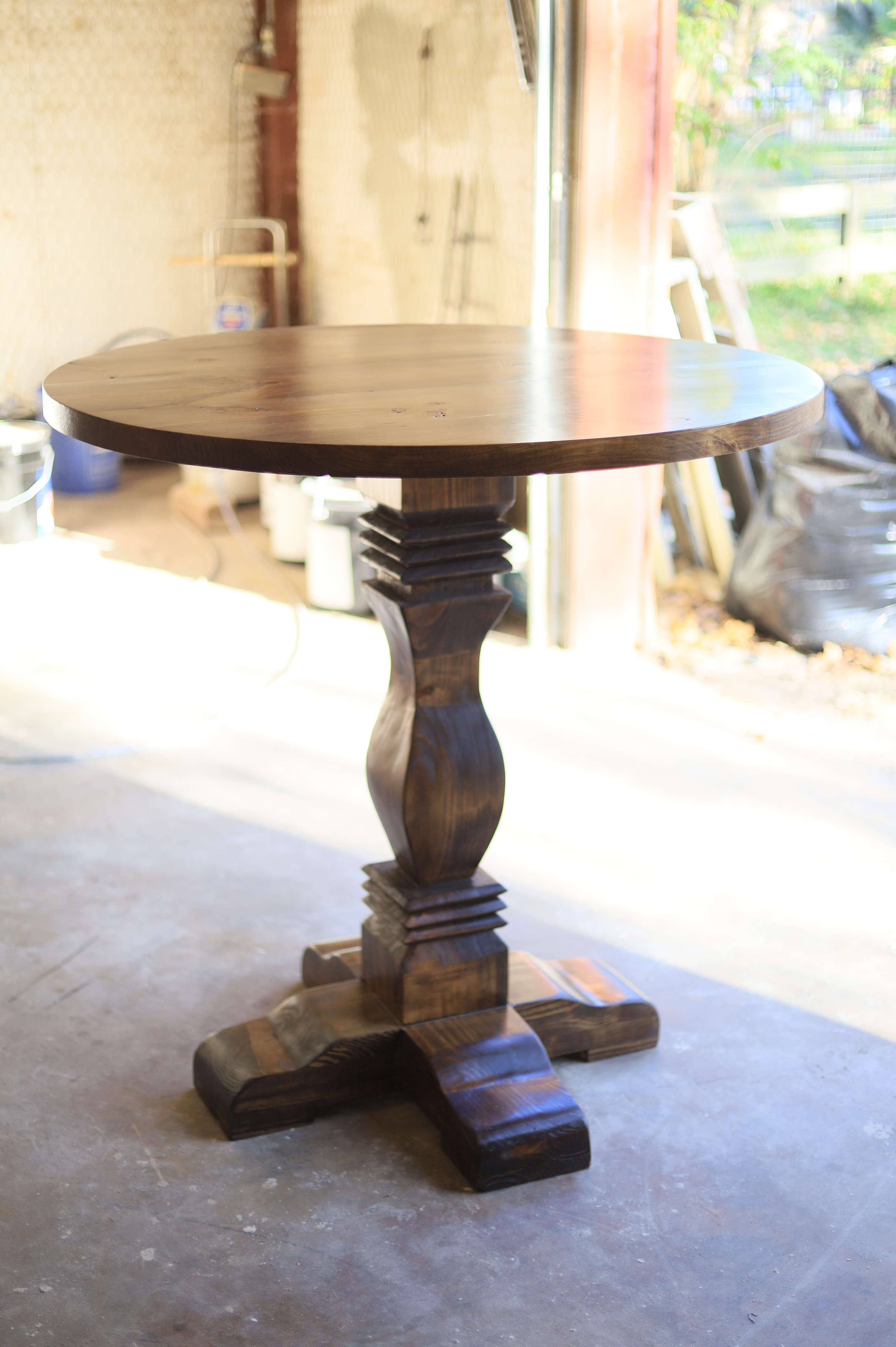 The Round Candace Farm Table