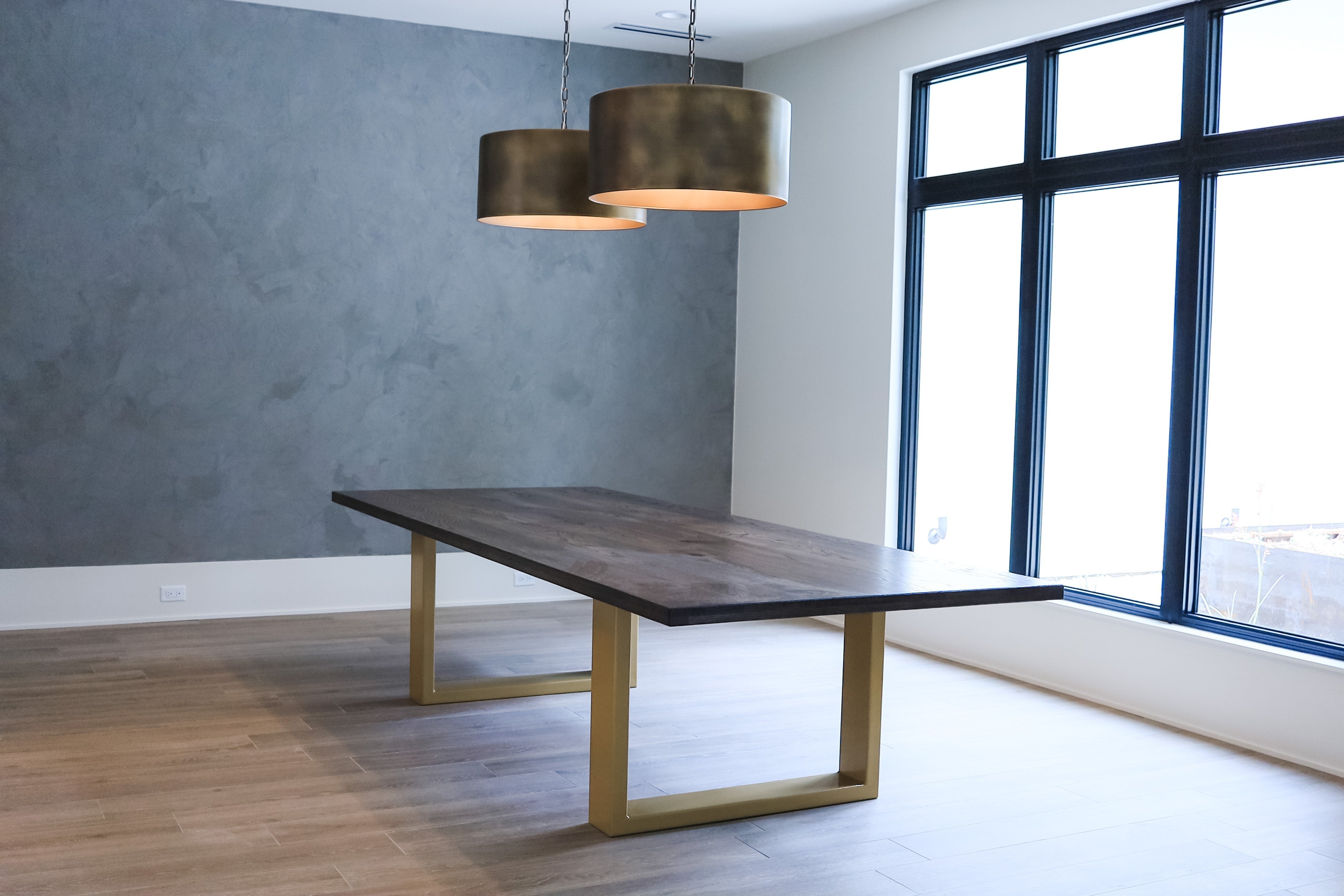 The Modern Mason Table