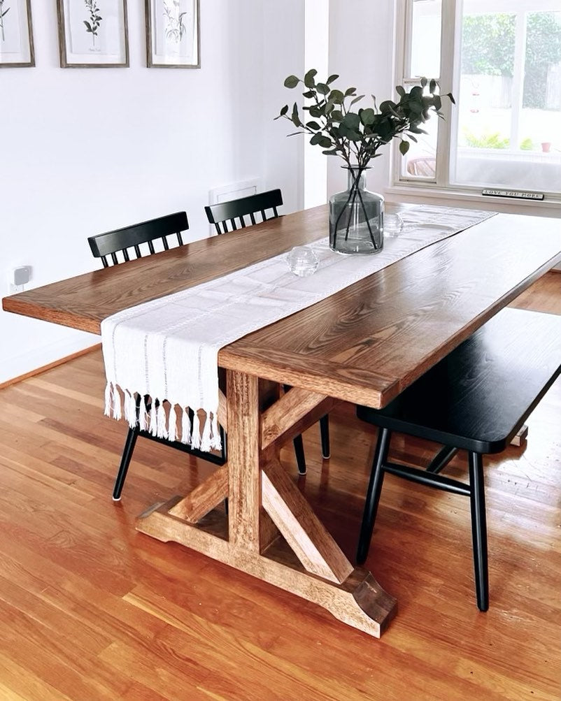 The Bennett Farm Table