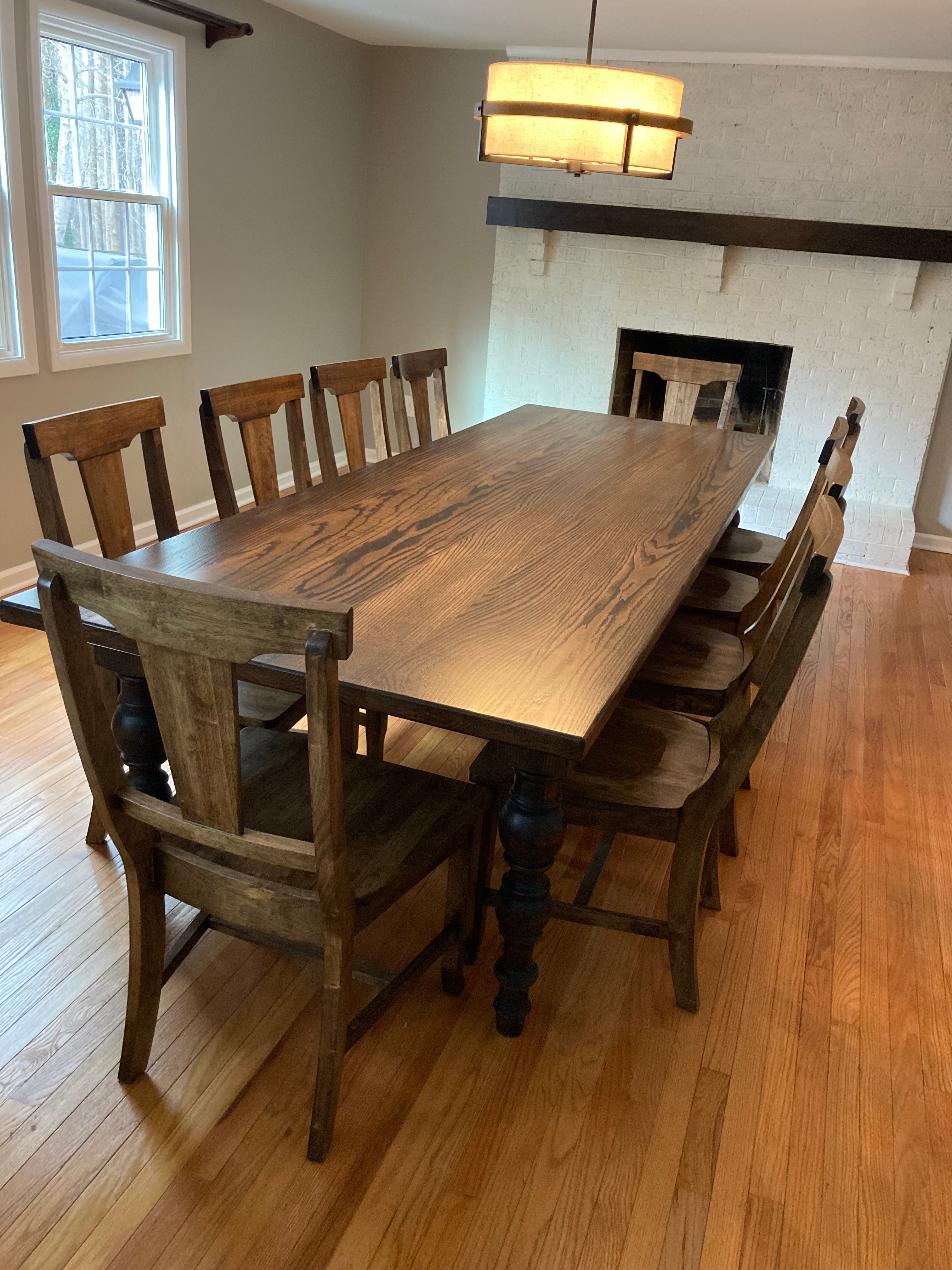 The Virginian Farm Table